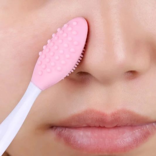 Exfoliating Nose Brush